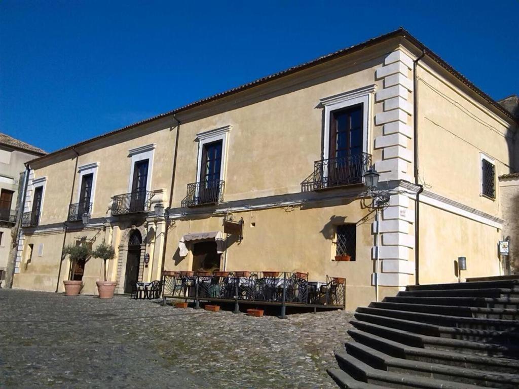 B&B Palazzo Pancaro Altomonte Exterior photo